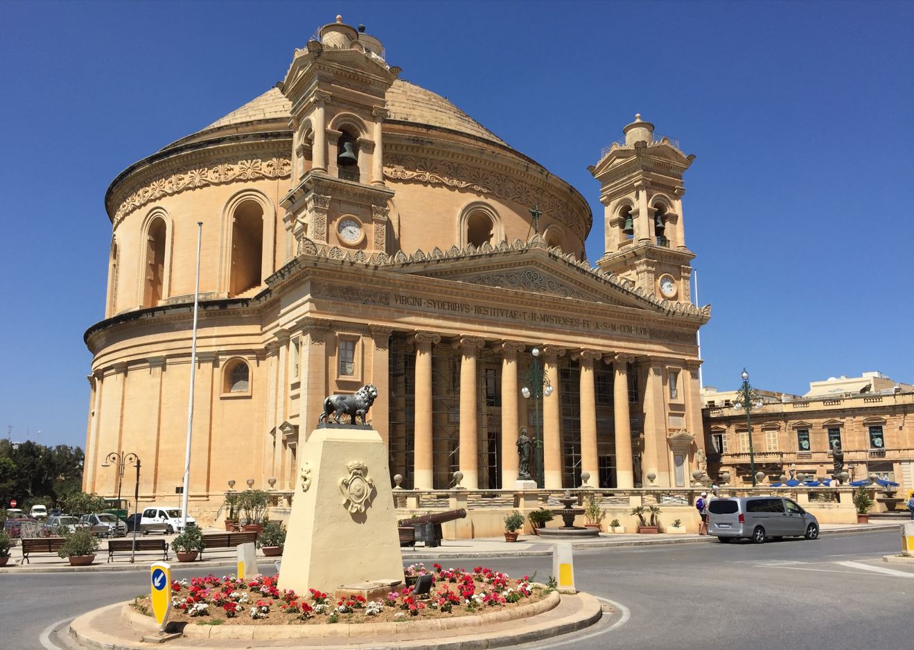 Mosta Square to Remain Pedestrianised on Weekends Despite Council’s Objections