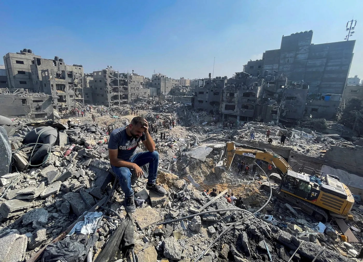 palestinians search 2