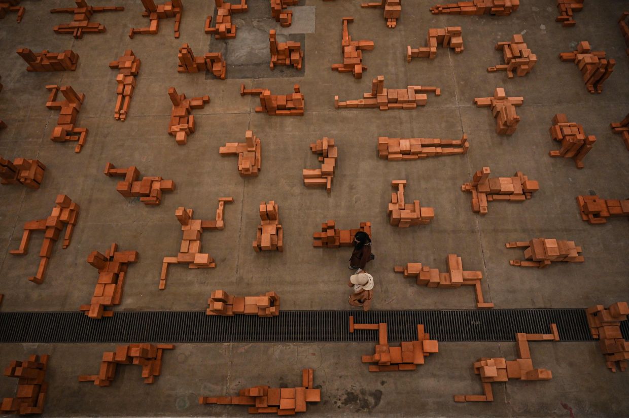 Antony Gormley: Art Bridging UK-China Relations