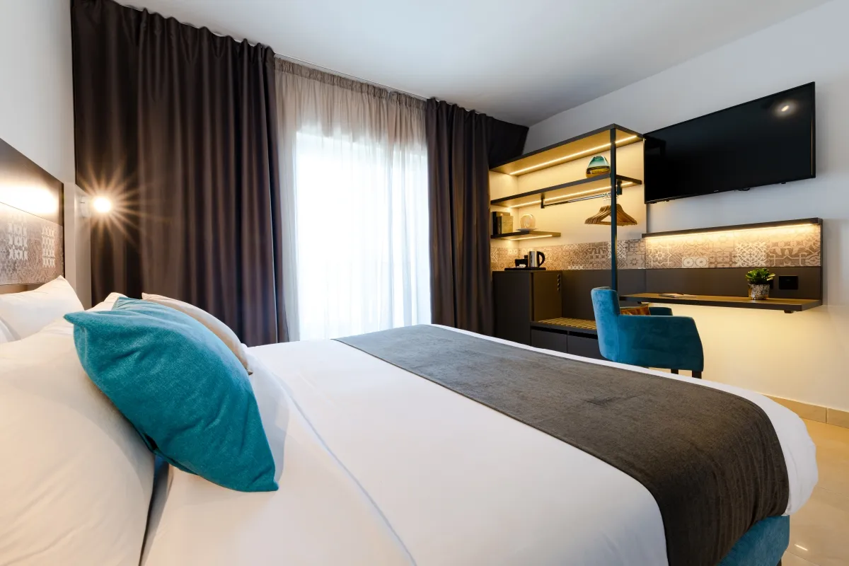 Rising Room Costs: Impact on Malta's Hotel Profits 7 ST Hotel April 2021 77