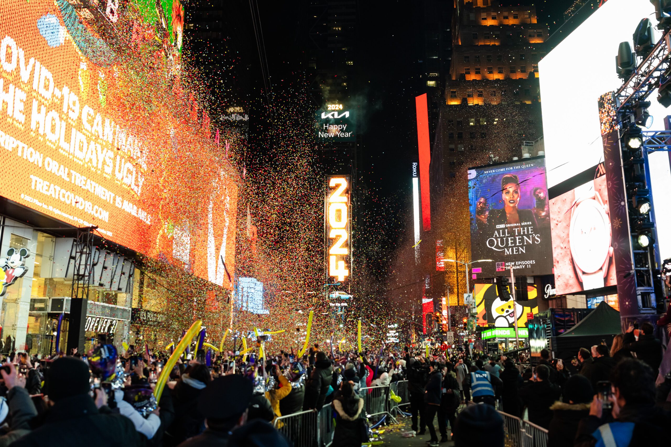 New Year’s Eve Outdoor Celebrations: A Festive Tradition