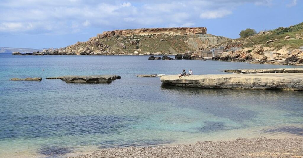 Body Found in Ġnejna Bay: Investigation Underway 44 Body Found in Ġnejna Bay: Investigation Underway