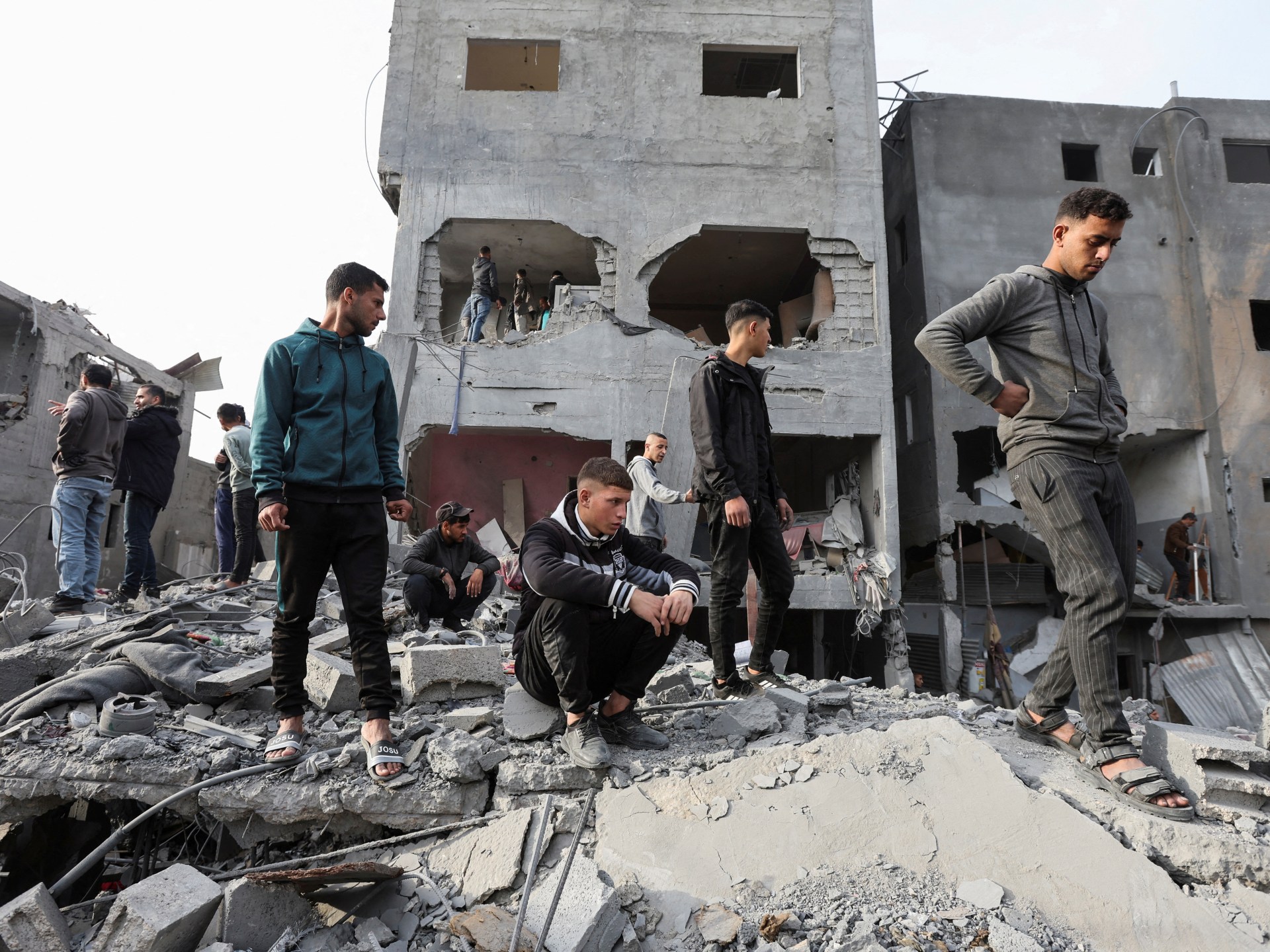 Israeli Strikes Kill 12 in Gaza, Civil Defence Reports 3 2024 12 07T102151Z 844388293 RC26KBAR99DP RTRMADP 3 ISRAEL PALESTINIANS GAZA 1733584030