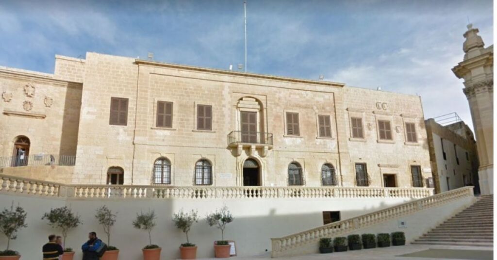 FB COVER RIANA 6 2 1024x536 1