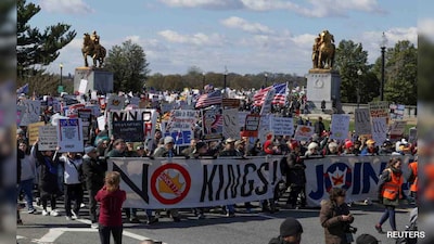 Millions March Across the US in 'No Kings' Protests Against Trump 2 eglt1vv4 no kings