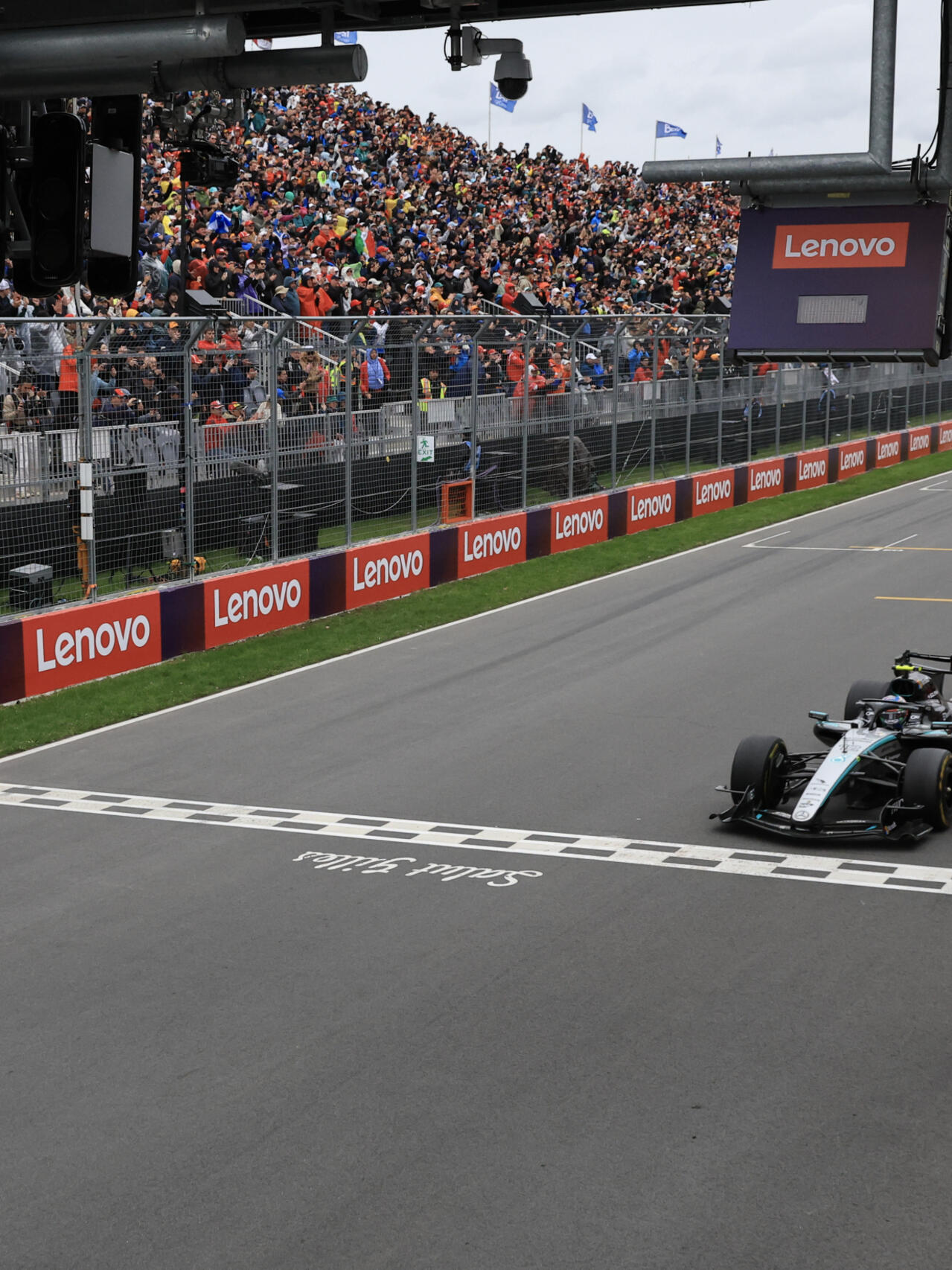 Four in a Row for Antonelli After Victory in Canada 7 517f40913358986c63d940f013ff606465285f00