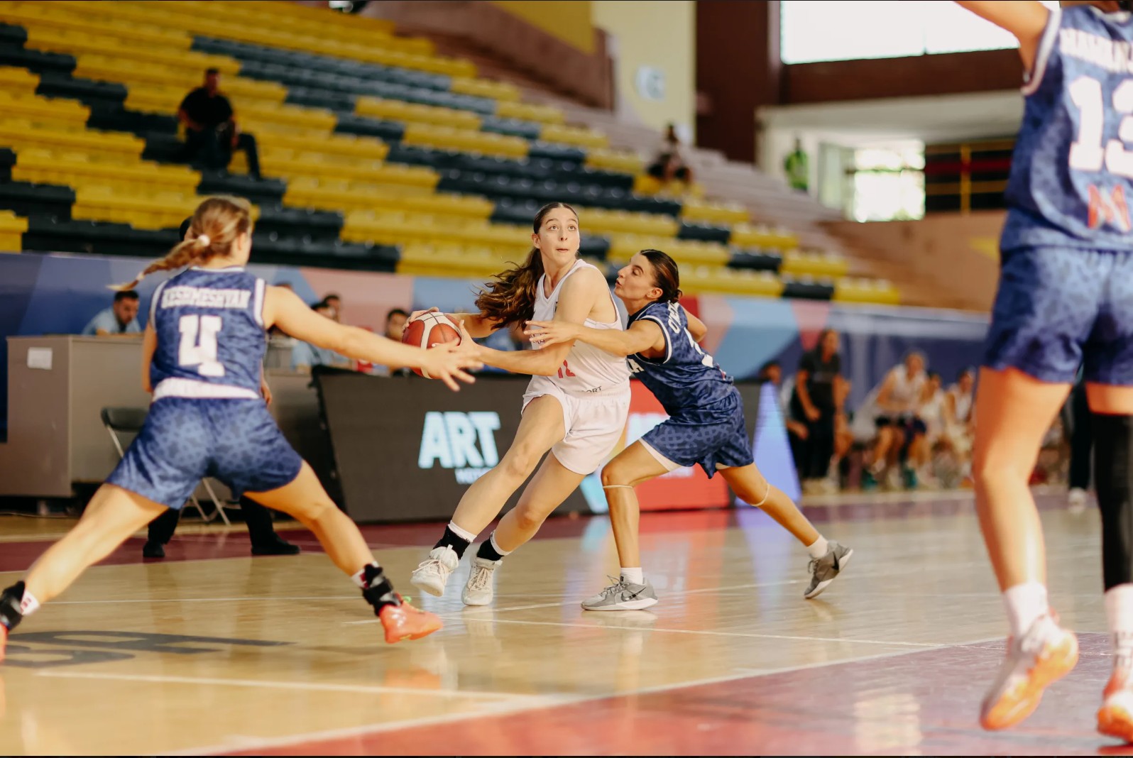 basket women