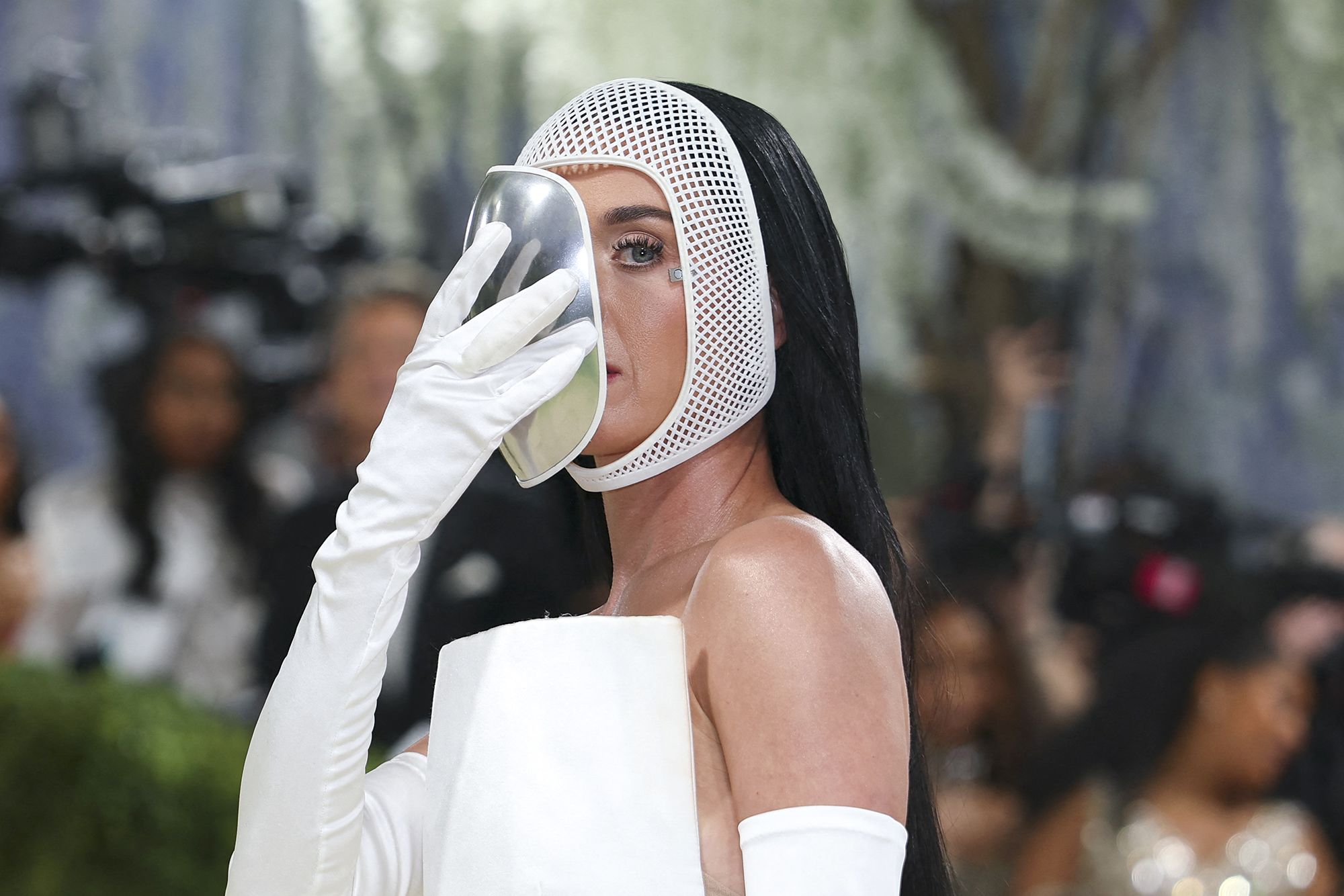 Guess Who? On Fashion’s Ultimate Red Carpet, Stars Hid in Plain Sight 2026 39 Guess Who? On Fashion’s Ultimate Red Carpet, Stars Hid in Plain Sight 2026