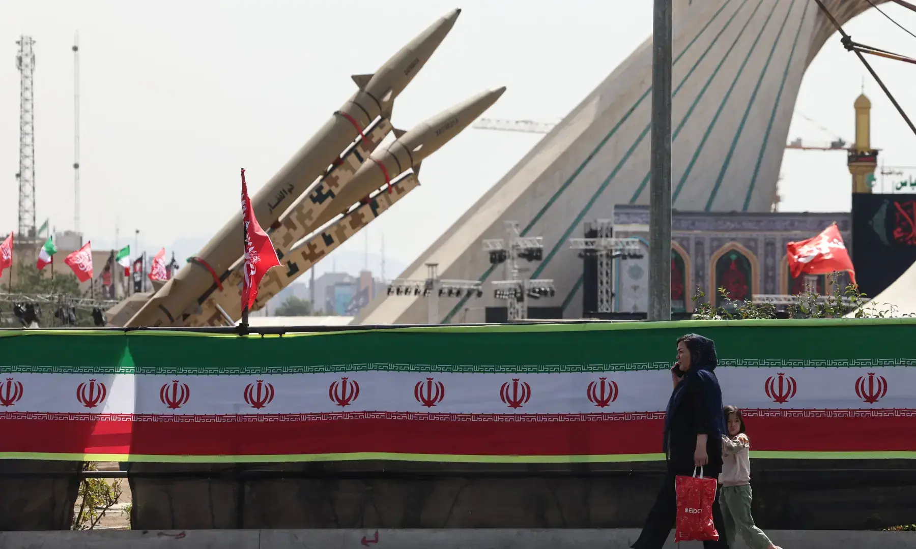 Iran Says Halts Middle East Attacks As US Holds Fire 2 2619052361a1386
