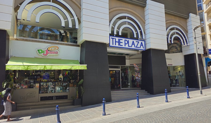 Plaza Shopping Centre To Acquire Next-Door Property Amid Planned Expansion 13 the plaza bisazza street